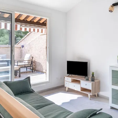 アパート Les Hauts Du Port-2 By Interhome *