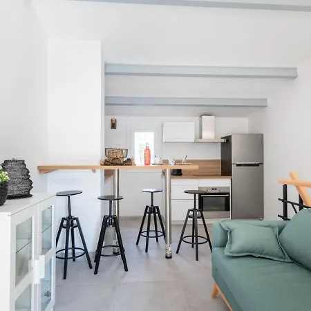 Les Hauts Du Port-2 By Interhome