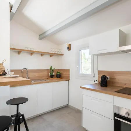 Apartment Les Hauts Du Port-2 By Interhome Saint-Cyr-sur-Mer